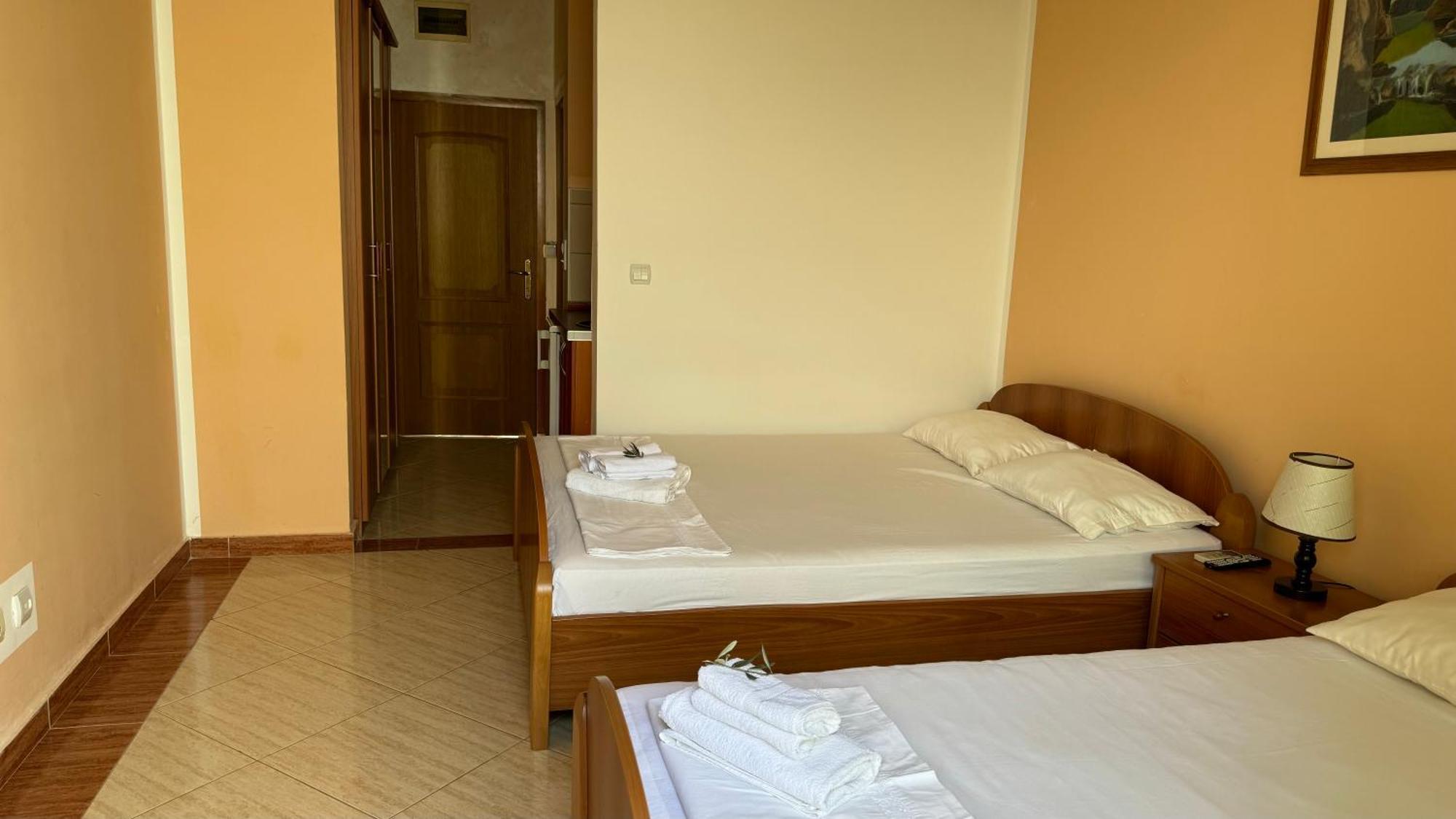 Sea La Vie Apartments Ulcinj Esterno foto