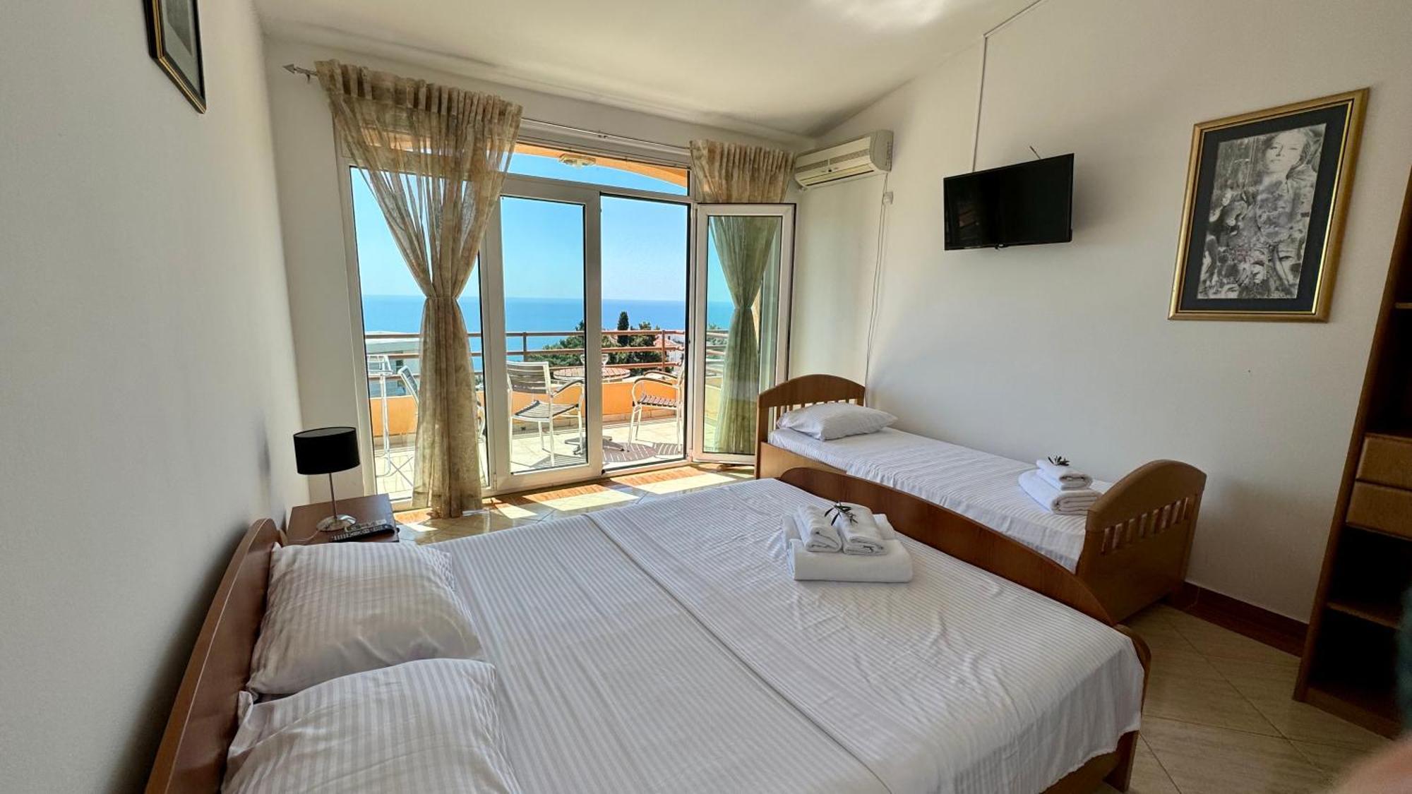 Sea La Vie Apartments Ulcinj Esterno foto