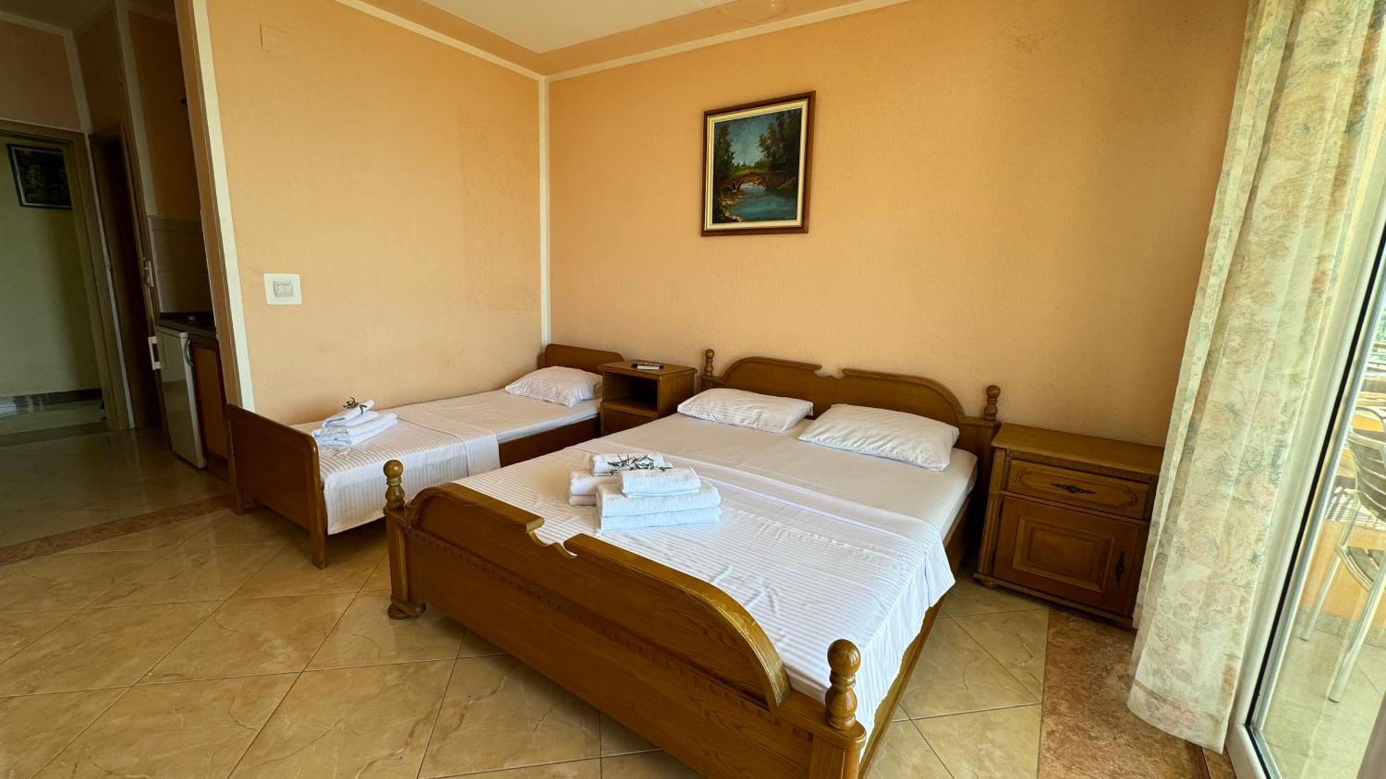 Sea La Vie Apartments Ulcinj Esterno foto