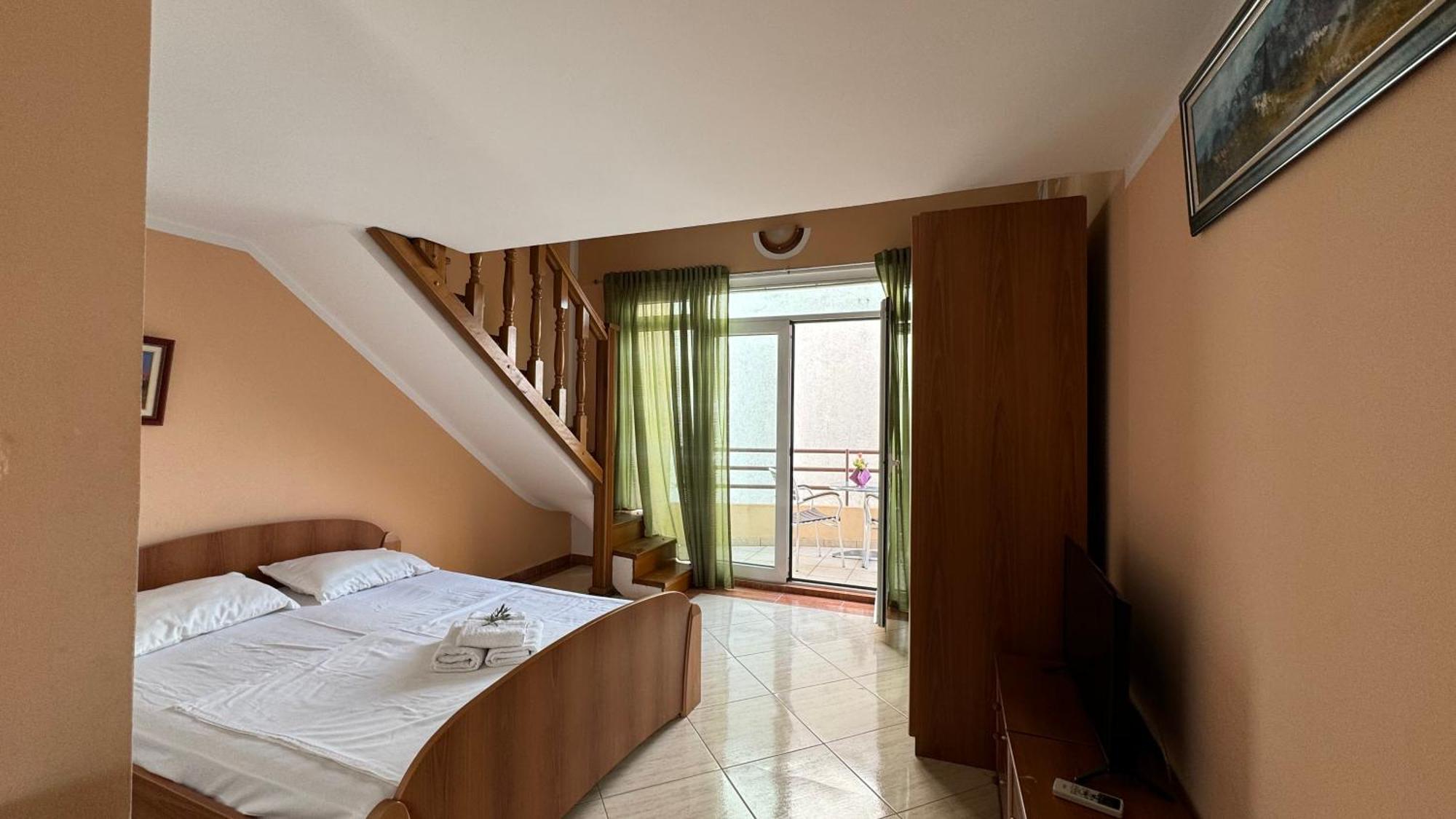 Sea La Vie Apartments Ulcinj Esterno foto